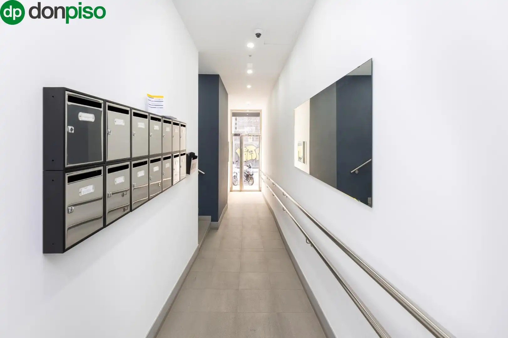 Flat with lift for sale in Calle PINTOR VELAZQUEZ 11, imagen 30