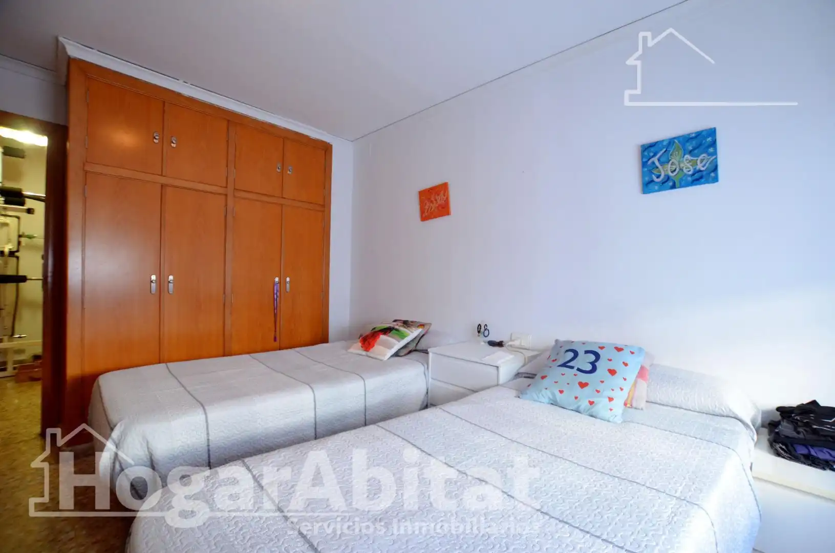 Schlafzimmer von Haus oder Chalet zum Verkauf in Oliva mit Terrasse, Abstellraum und Möbliert