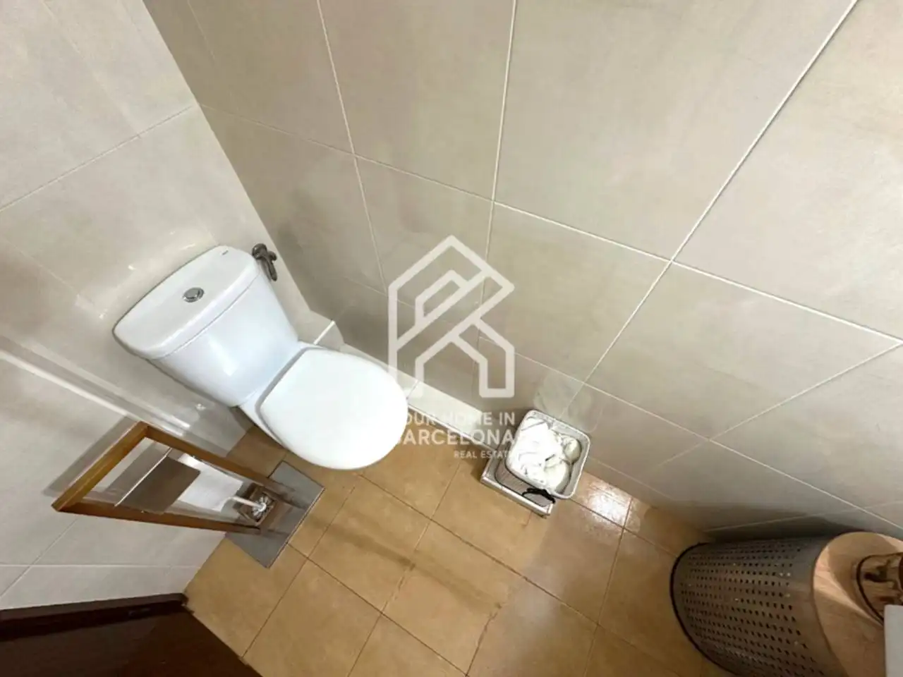 Bathroom of Flat for sale in Barcelona  with Heating and Balcony