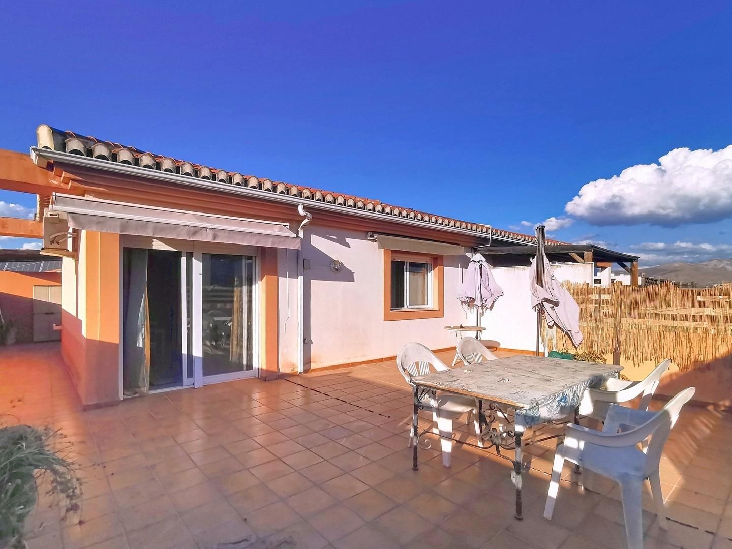 Attic to rent in Calle Salamanca, Las Tres Cruces