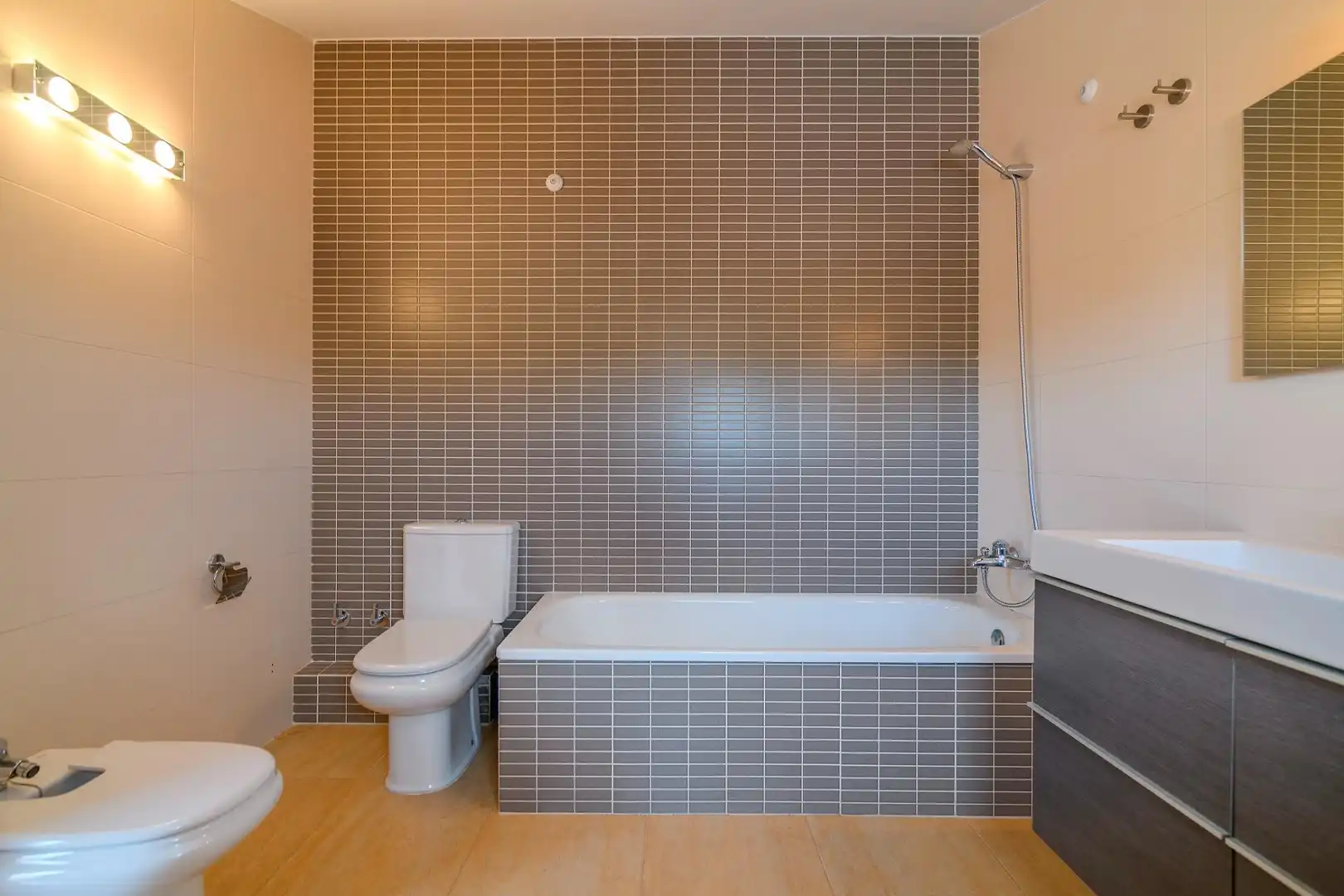 Baño de Dúplex en venta en Manresa con Aire acondicionado, Calefacción y Terraza