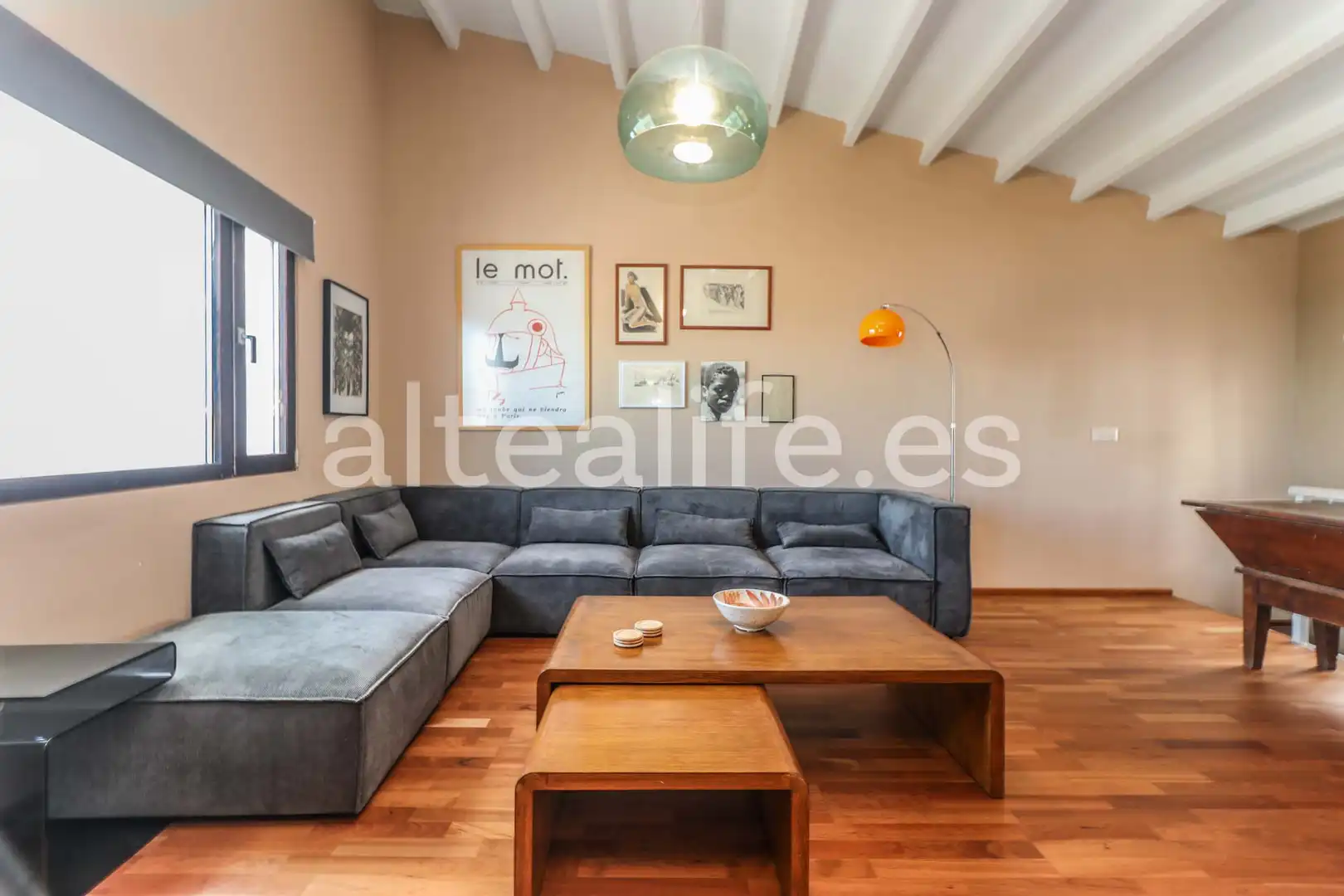 Sala de estar de Casa adosada en venta en Altea con Aire acondicionado, Parquet y Balcón