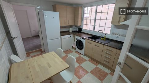 Foto 3 de Piso de alquiler en La Malva-rosa, Valencia Capital