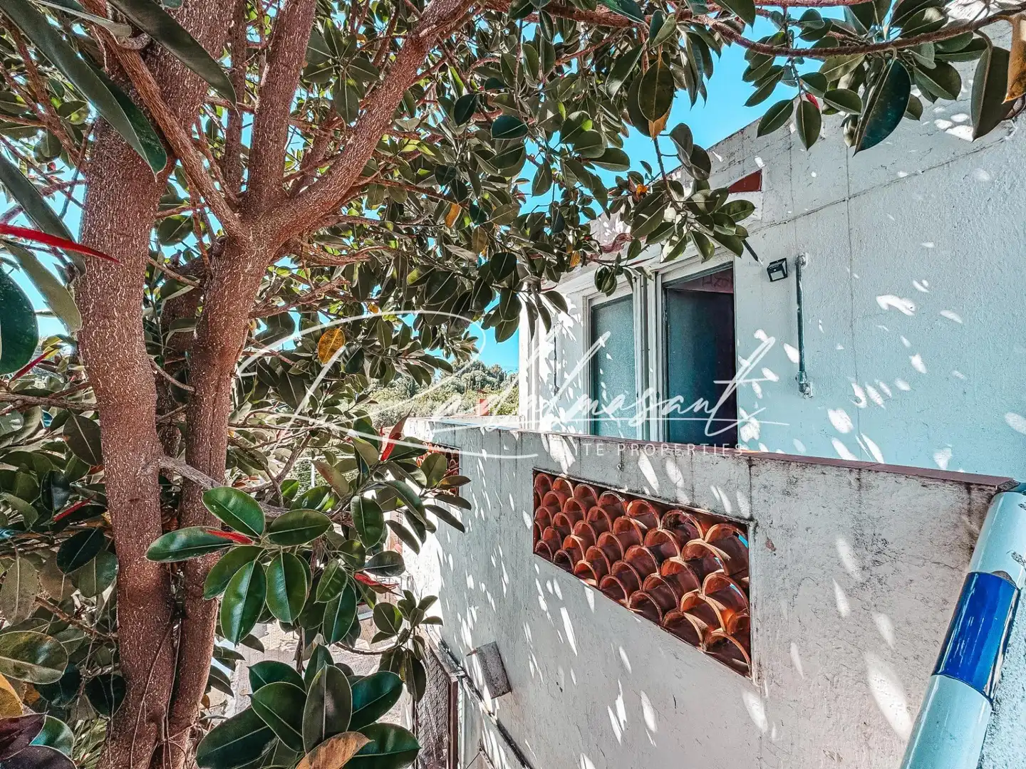 Vista exterior de Casa o xalet en venda en Tarragona amb Jardí privat, Traster i Piscina