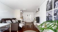 Living room of Apartment for sale in Sabadell  with Air Conditioner, Heating and Parquet flooring