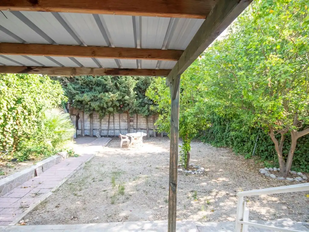 Houses for sale in Urbanizacion Barrina Centro, 11, Urbanizaciones