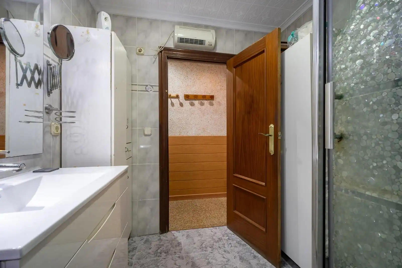 Baño de Planta baja en venta en Valencia