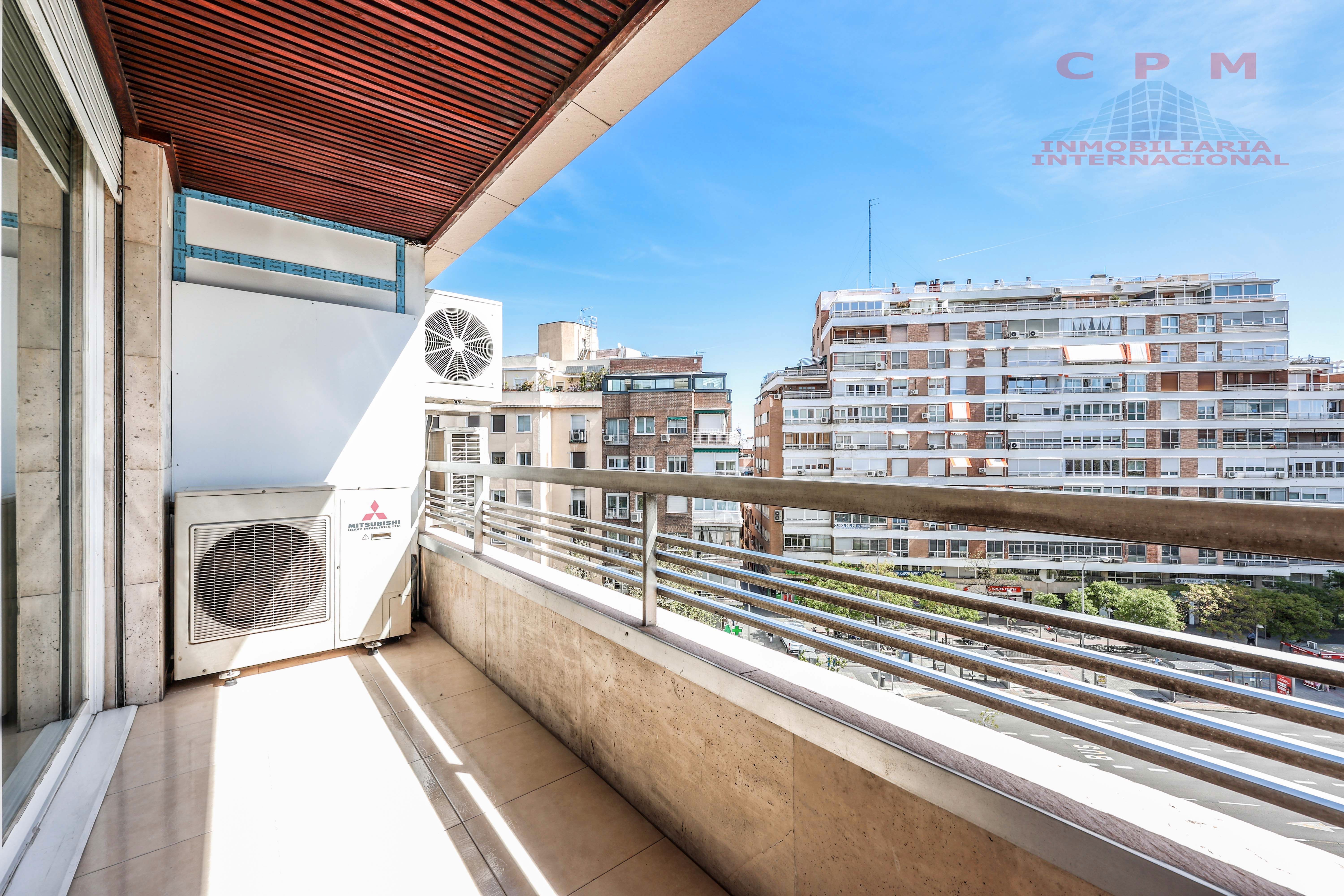 Terrace of Flat to rent in  Madrid Capital  with Air Conditioner, Heating and Terrace