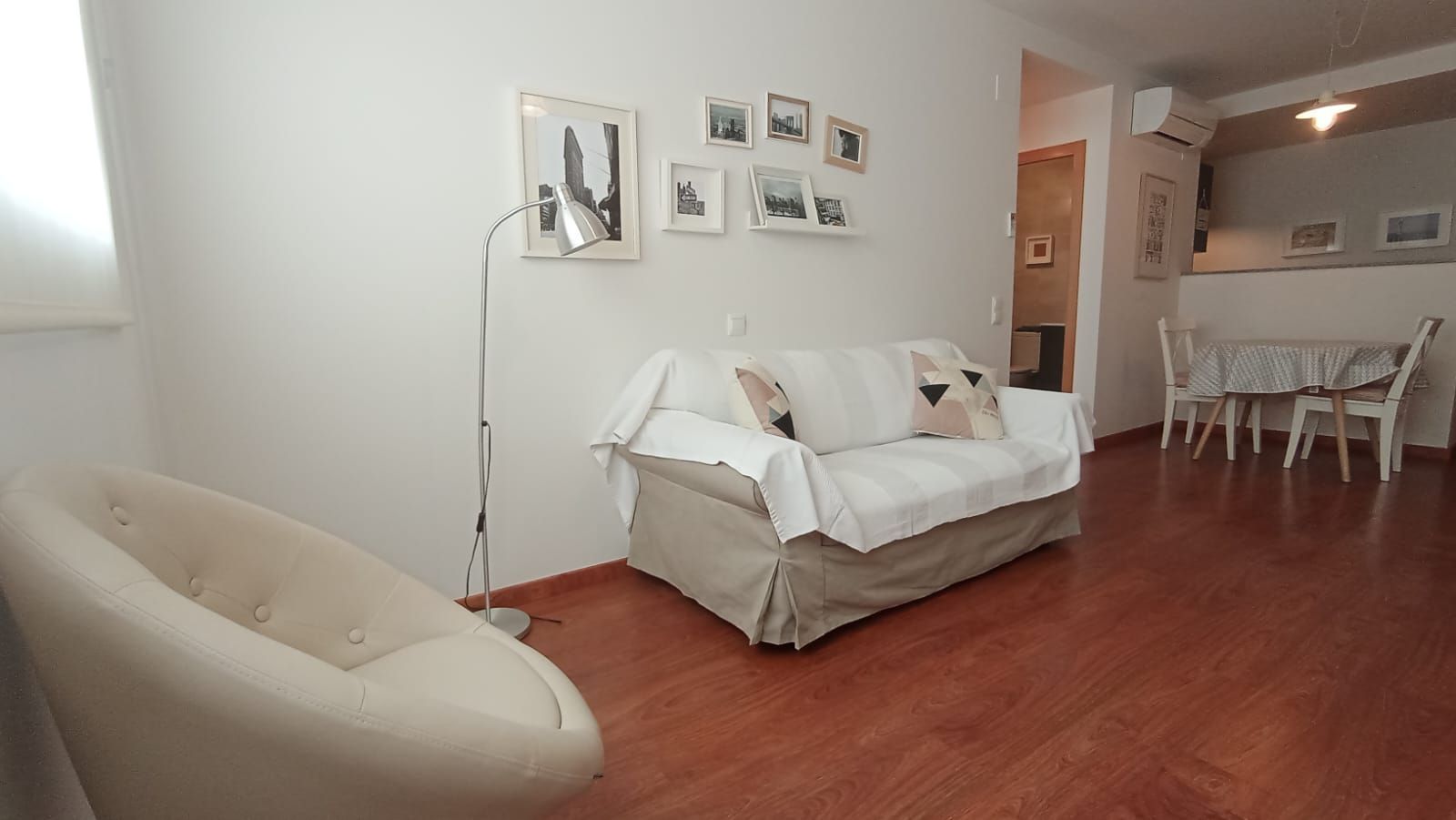 Living room of Apartment for sale in Deltebre  with Air Conditioner and Heating