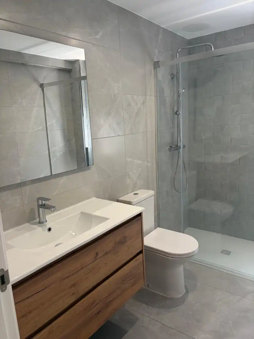 Baño de Piso en venta en Dos Hermanas