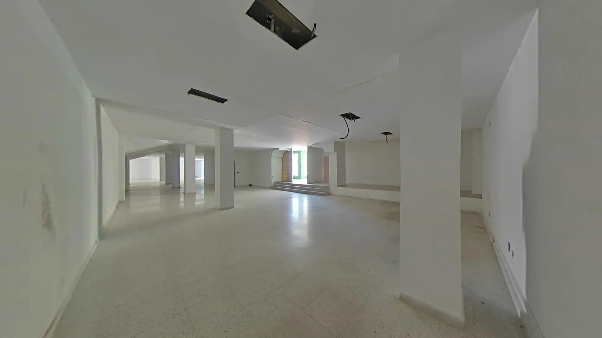 Business premises for sale in 17, imagen 13