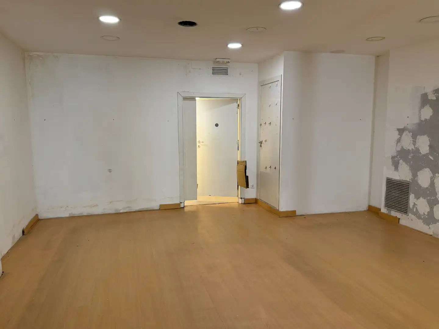 Local en venta en Barcelona con Aire acondicionado y Parquet
