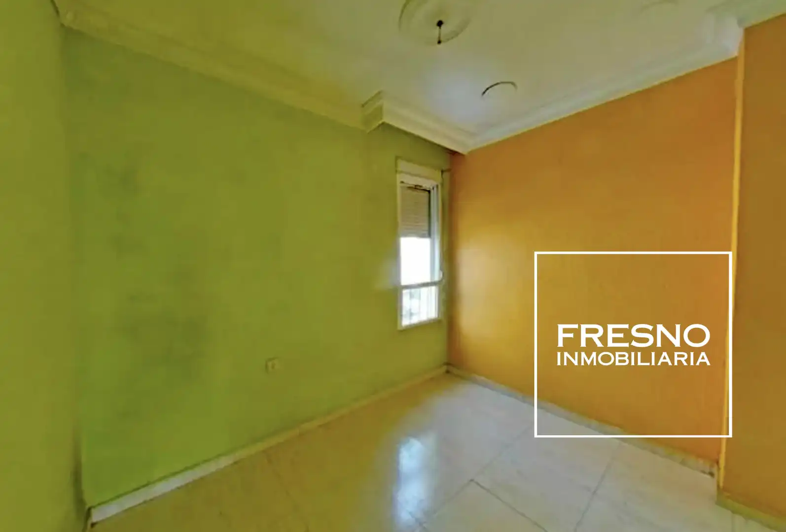 Habitación de Dúplex en venta en Huelva