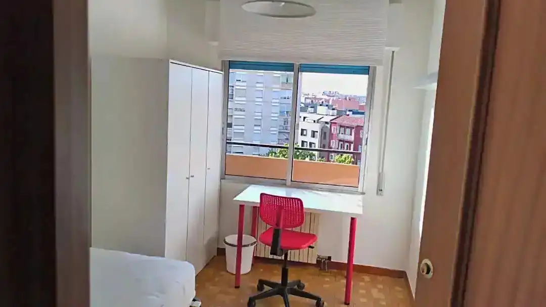 Habitación de Piso en venta en Valladolid con Calefacción, Terraza y Trastero