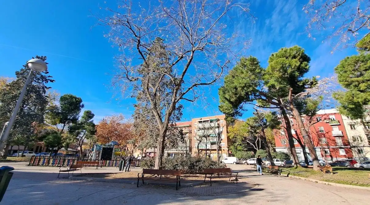 Apartament de lloguer a Calle JOSE MARIA FDEZ LANSEROS, Ventas