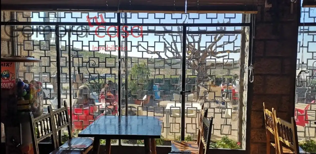 Local en venta en Honrubia de la Cuesta con Amueblado