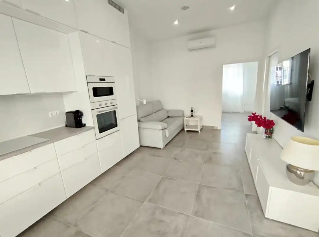 Appartement compact avec ascenseur à vendre à Castillo Sohail - Myramar