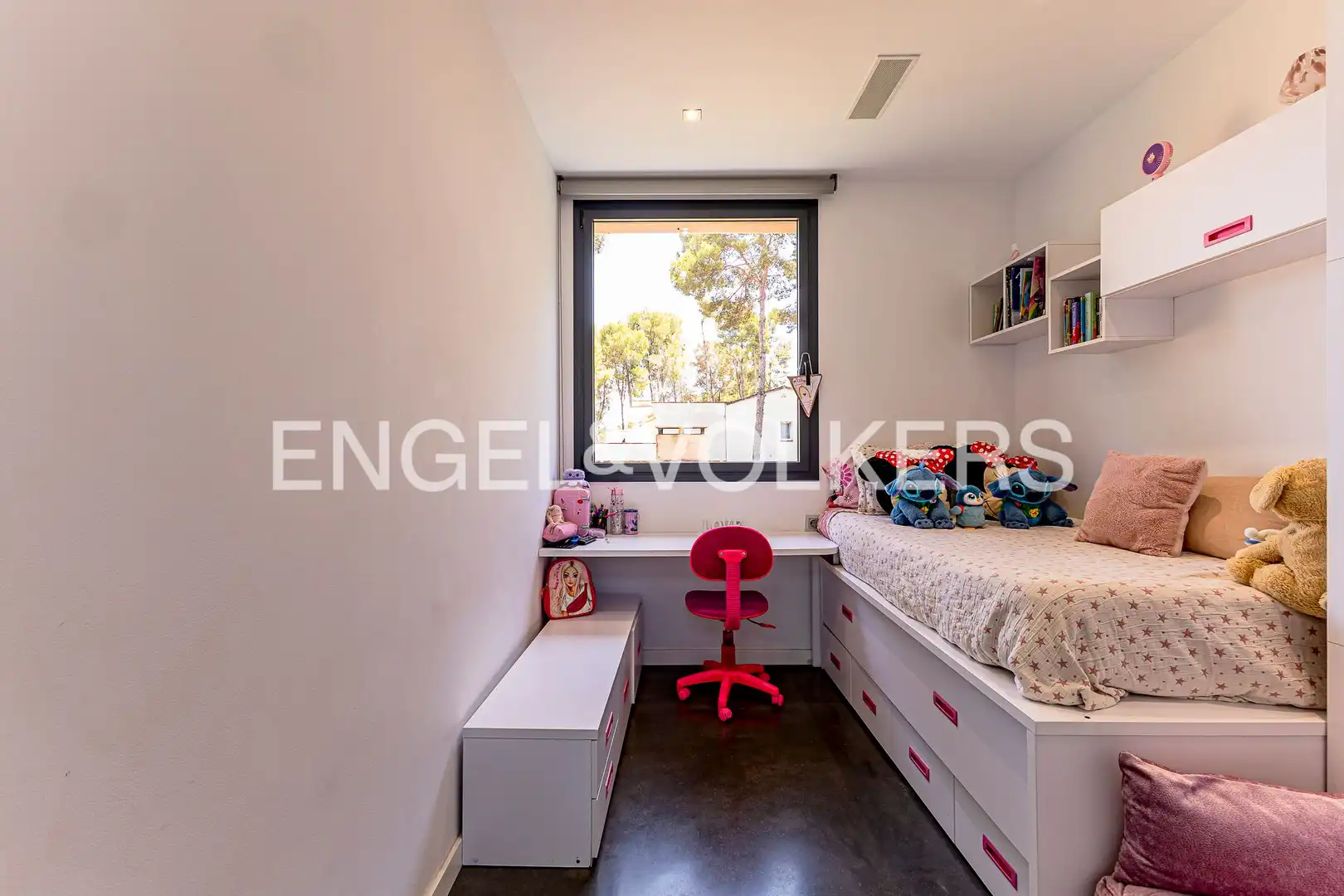 Bedroom of Houses for rent in Castelldefels  with Air Conditioner, Heating and Private garden