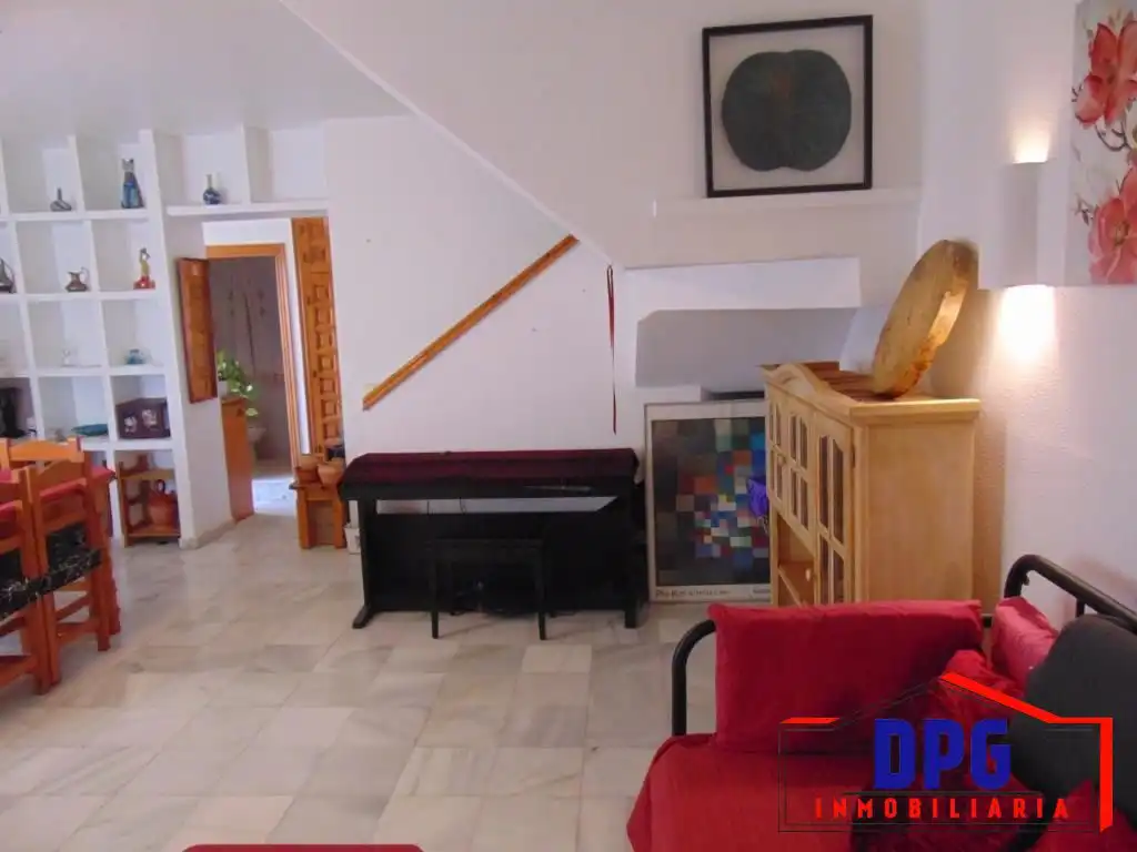 Dúplex en venta en Garrucha con Aire acondicionado, Terraza y Amueblado