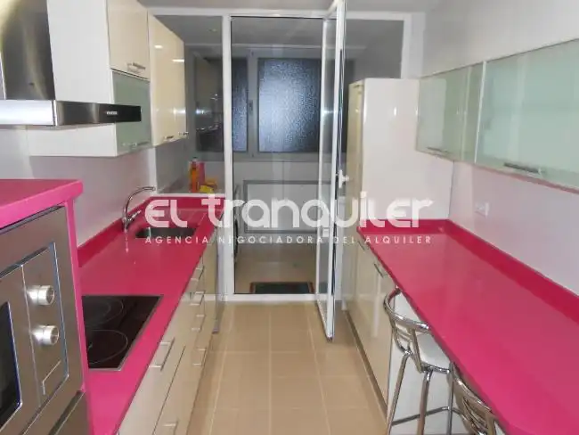 Cuina de Pis de lloguer en Alcorcón amb Aire condicionat, Traster i Rentadora