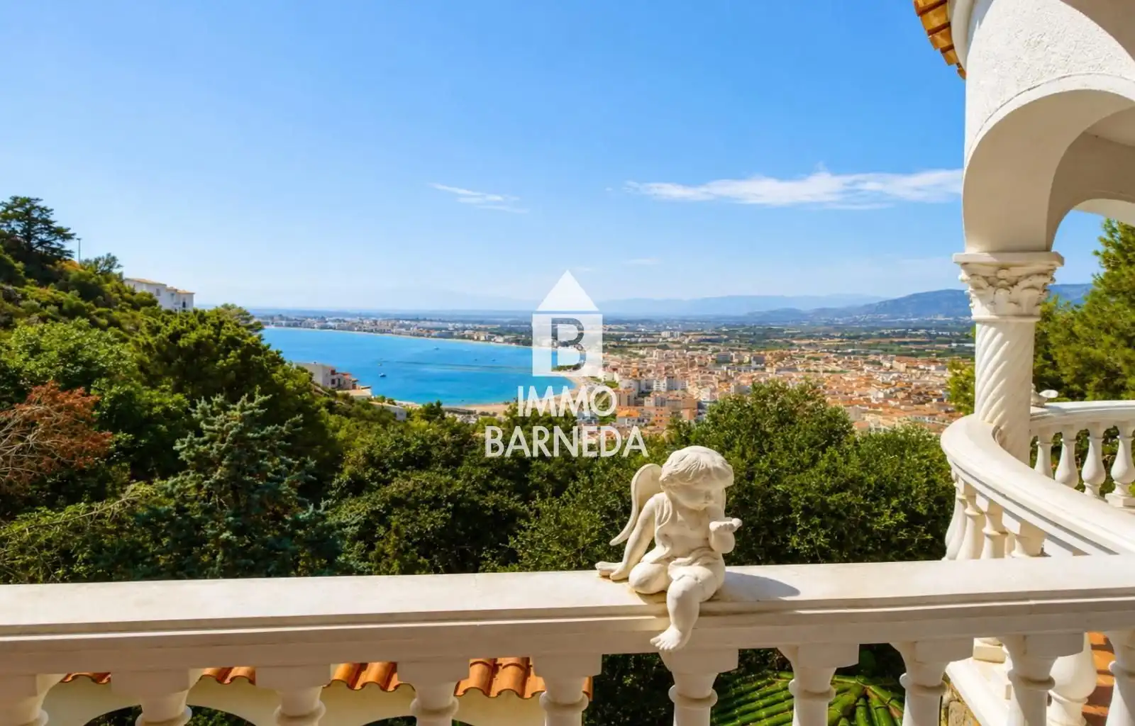 Villa con terrazza in vendita a de Pau Vila 7