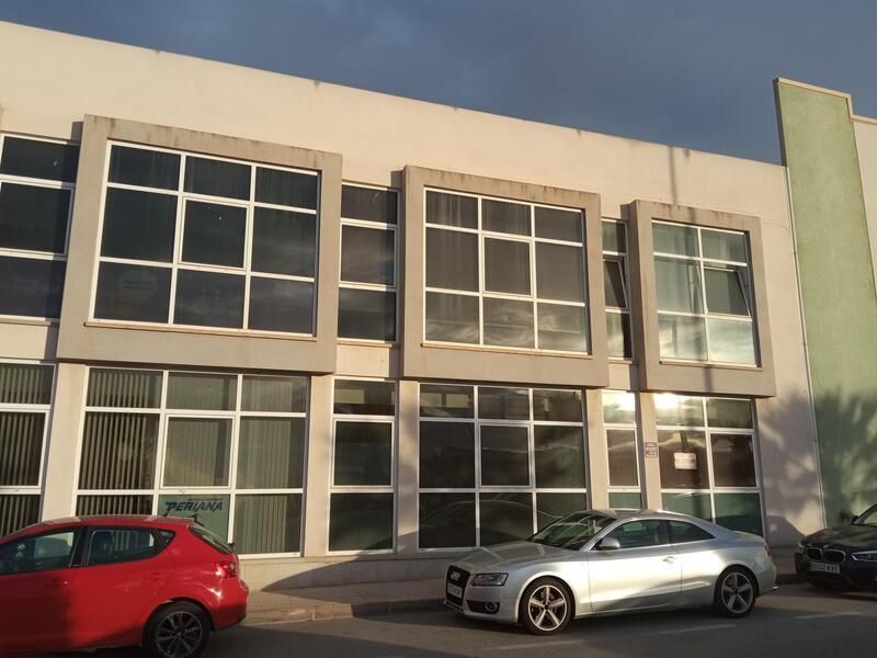 Geschaftsraum zum verkauf in  Castillo De Caravaca, 23, Lorquí