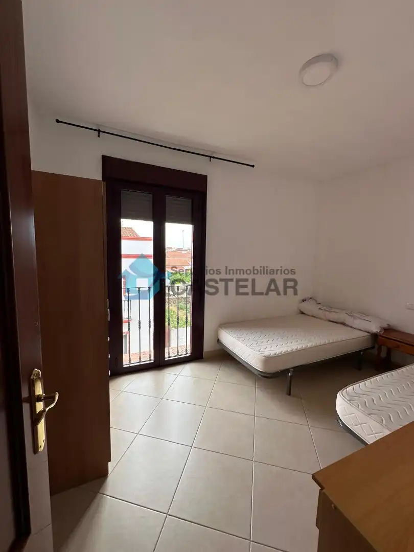 Schlafzimmer von Wohnung zum Verkauf in Oliva de la Frontera mit Möbliert