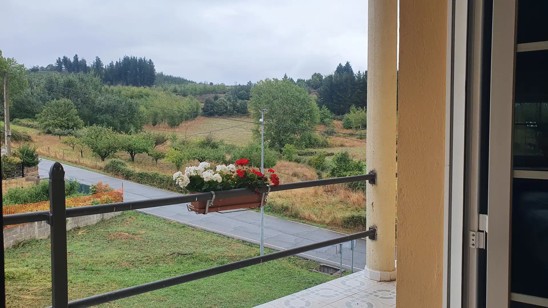 Terraza de Casa o chalet en venta en Vega de Espinareda con Calefacción, Jardín privado y Terraza