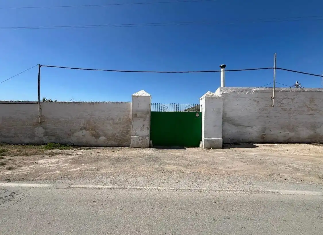 Vista exterior de Casa o xalet en venda en Osuna