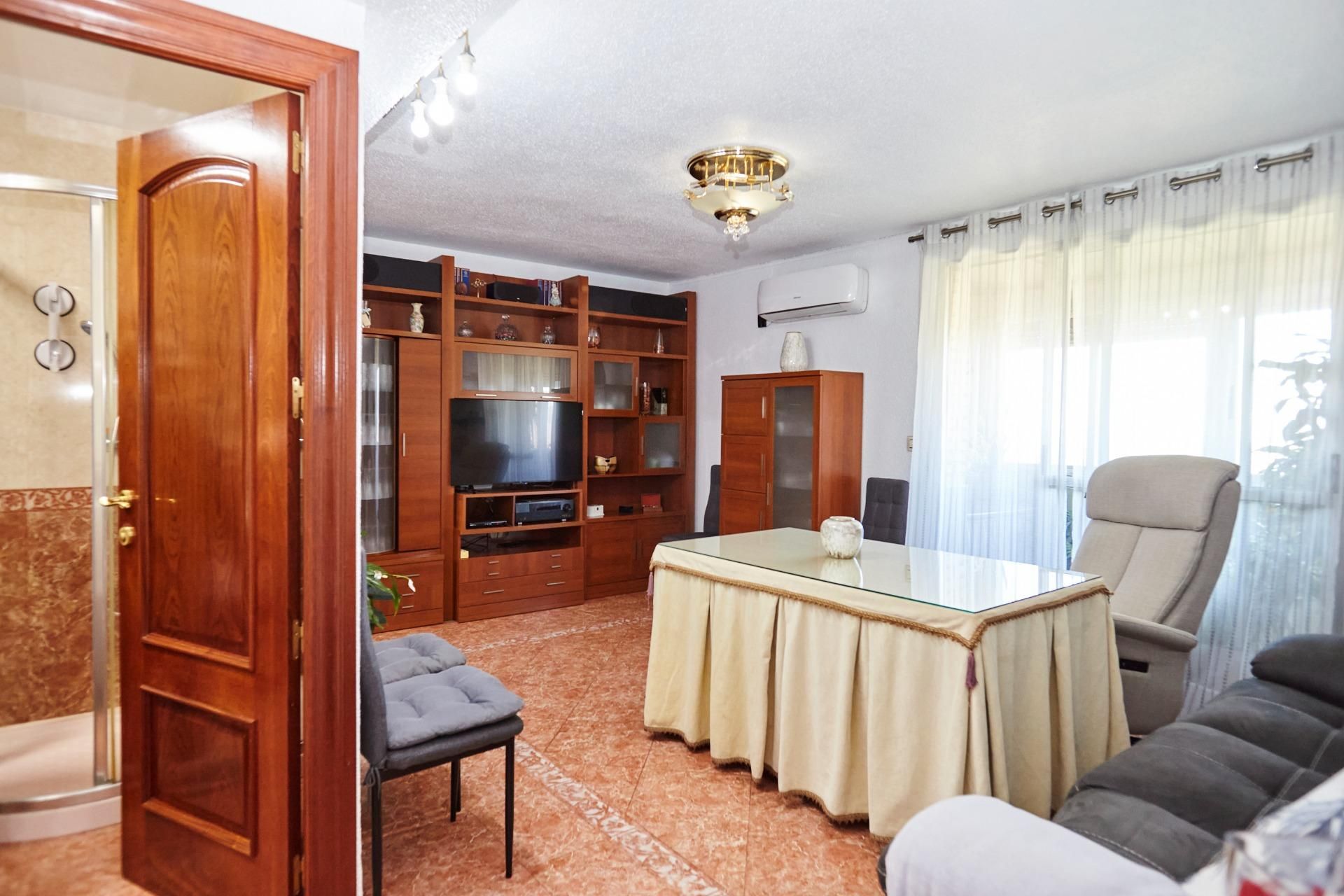 Sala de estar de Piso en venta en  Jaén Capital con Aire acondicionado