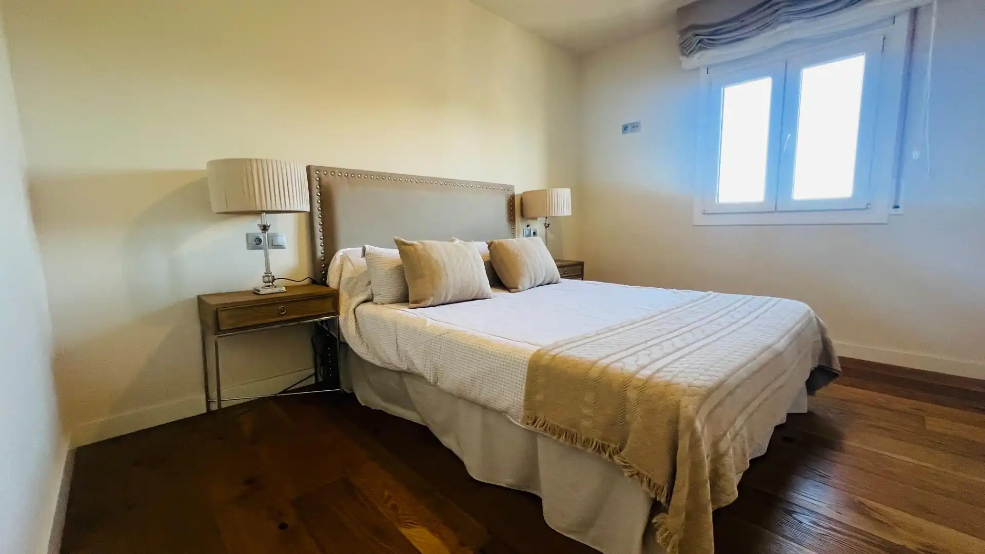 Bedroom of Houses for sale in Cambrils  with Air Conditioner, Private garden and Parquet flooring
