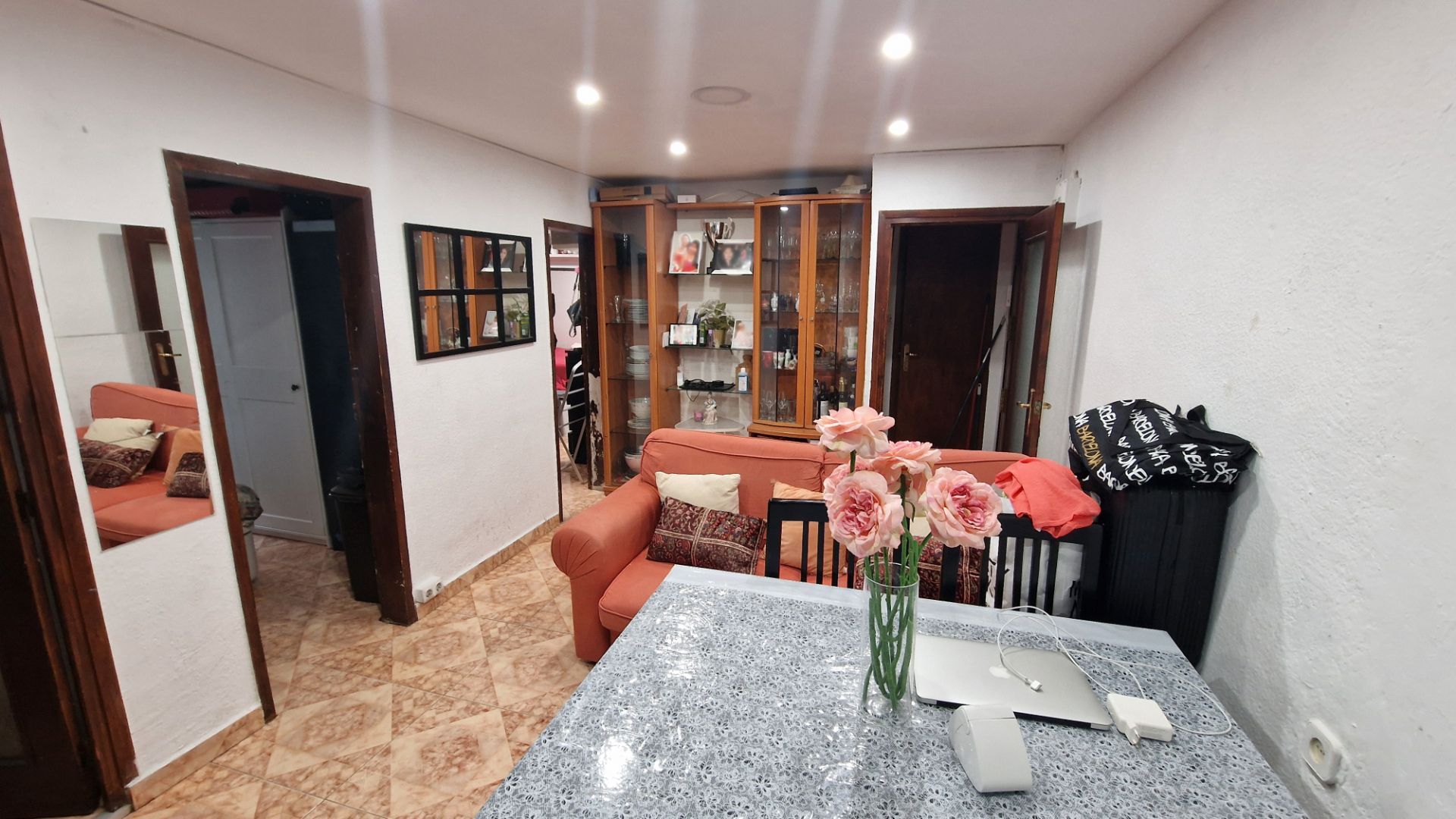 Living room of Flat for sale in L'Hospitalet de Llobregat
