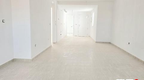 Foto 3 de Piso en venta en Real, Ogíjares, Granada