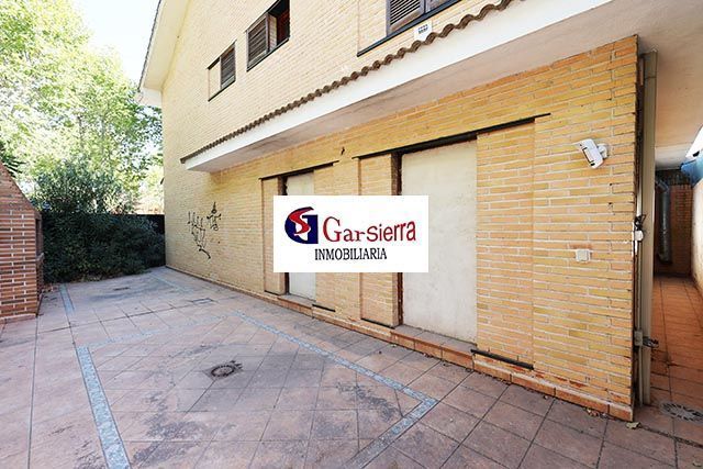 Exterior view of House or chalet for sale in San Martín de la Vega  with Heating, Private garden and Storage room