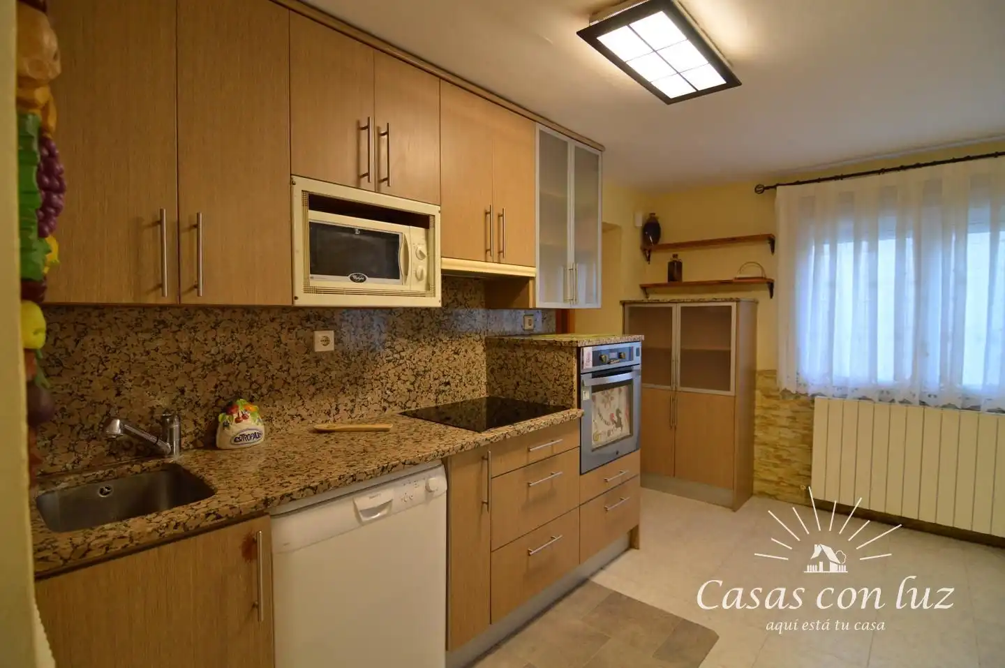 Houses for sale in Casetas, Garrapinillos