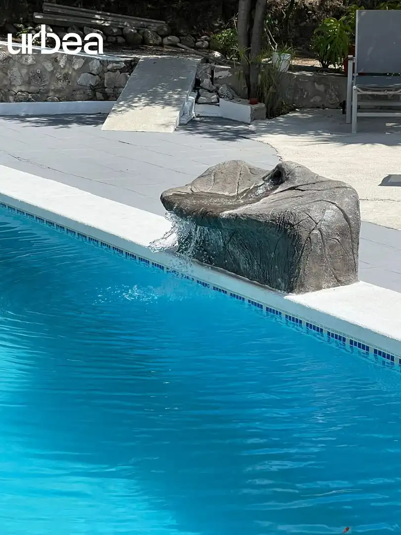 Piscina de Finca rústica de alquiler en Málaga con Calefacción, Jardín privado y Terraza