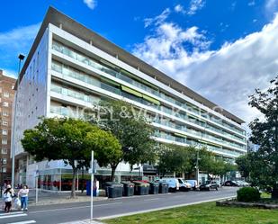 Vista exterior de Pis en venda en Reus amb Aire condicionat, Terrassa i Balcó