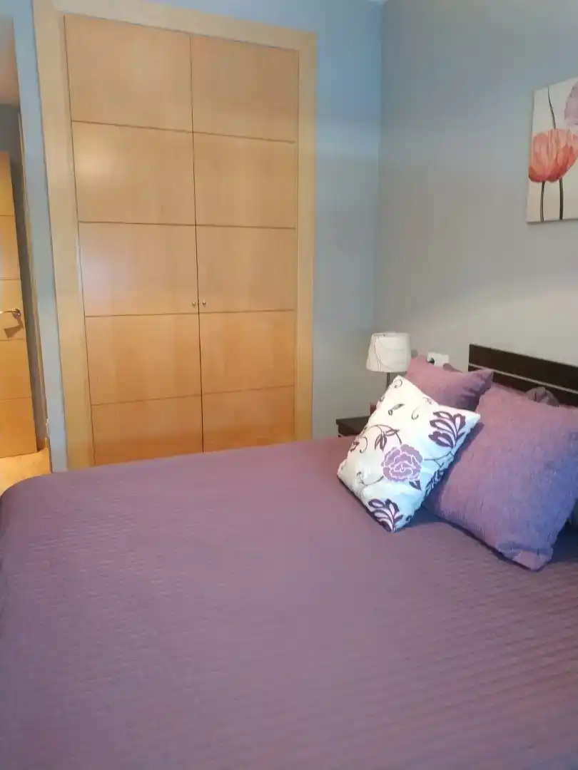 Schlafzimmer von Wohnung zur Miete in Carmona mit Klimaanlage