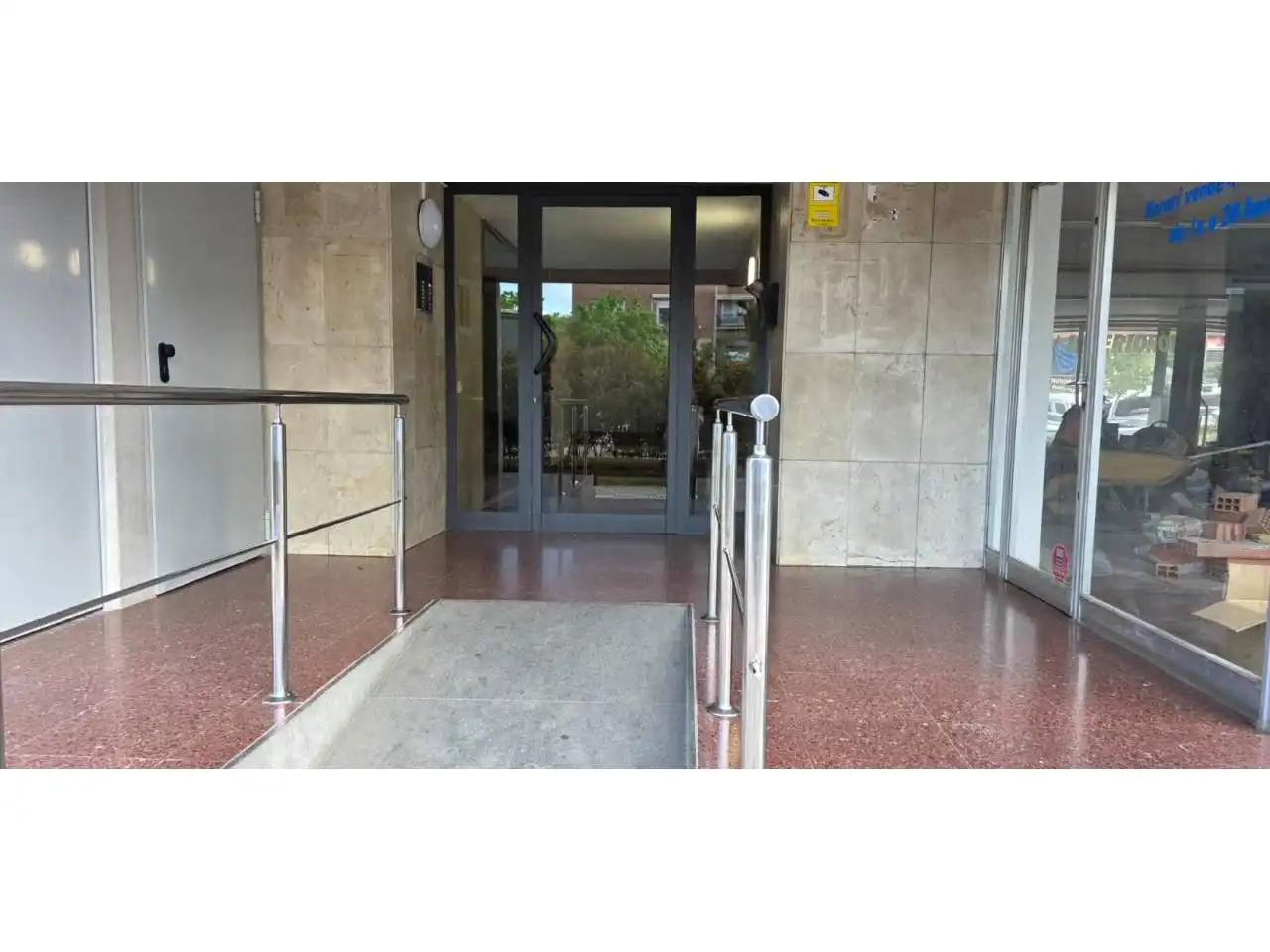 Piso en venta en Pineda de Mar con Calefacción y Terraza