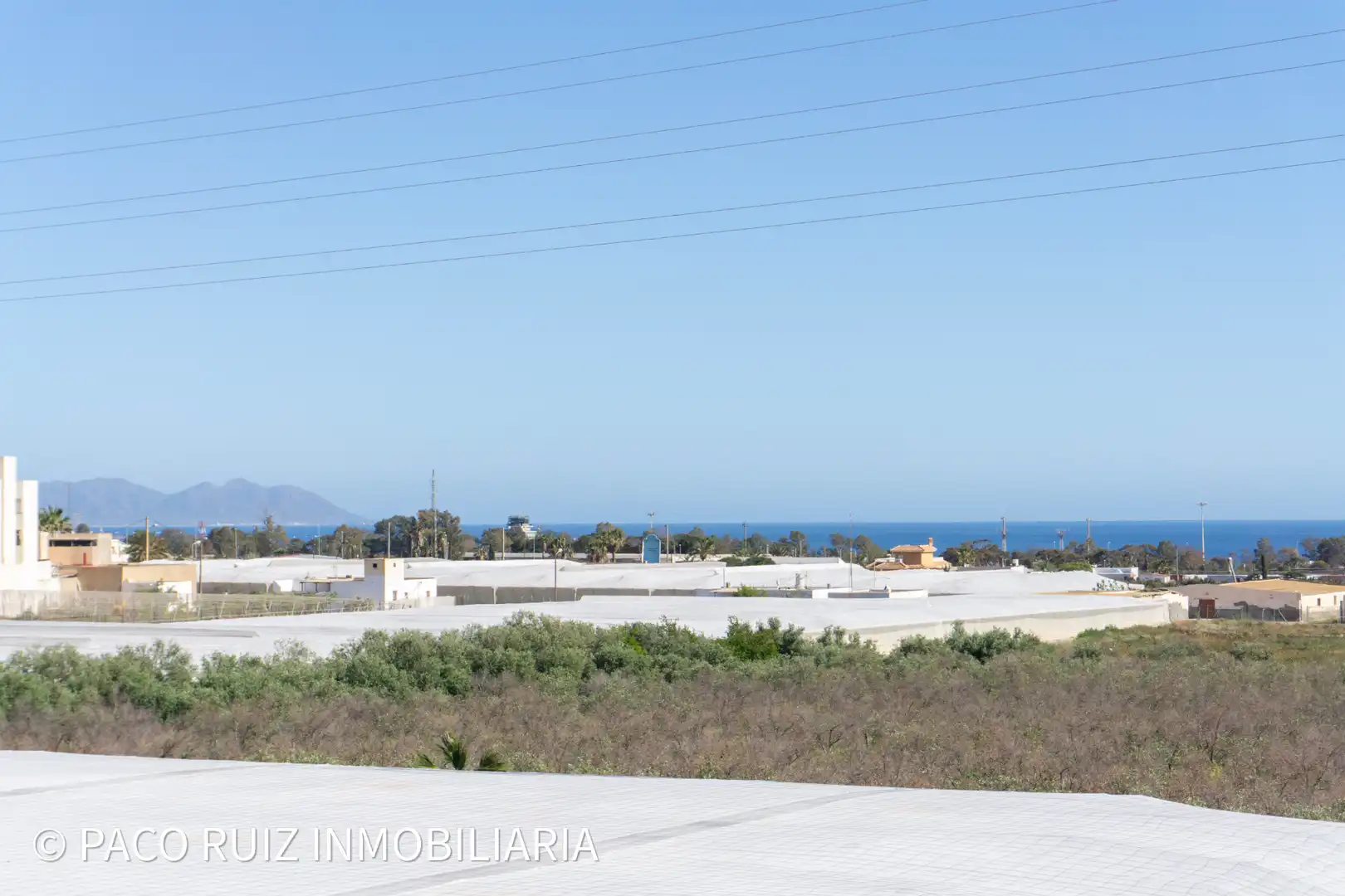 Vista exterior de Piso en venta en Almería con Balcón