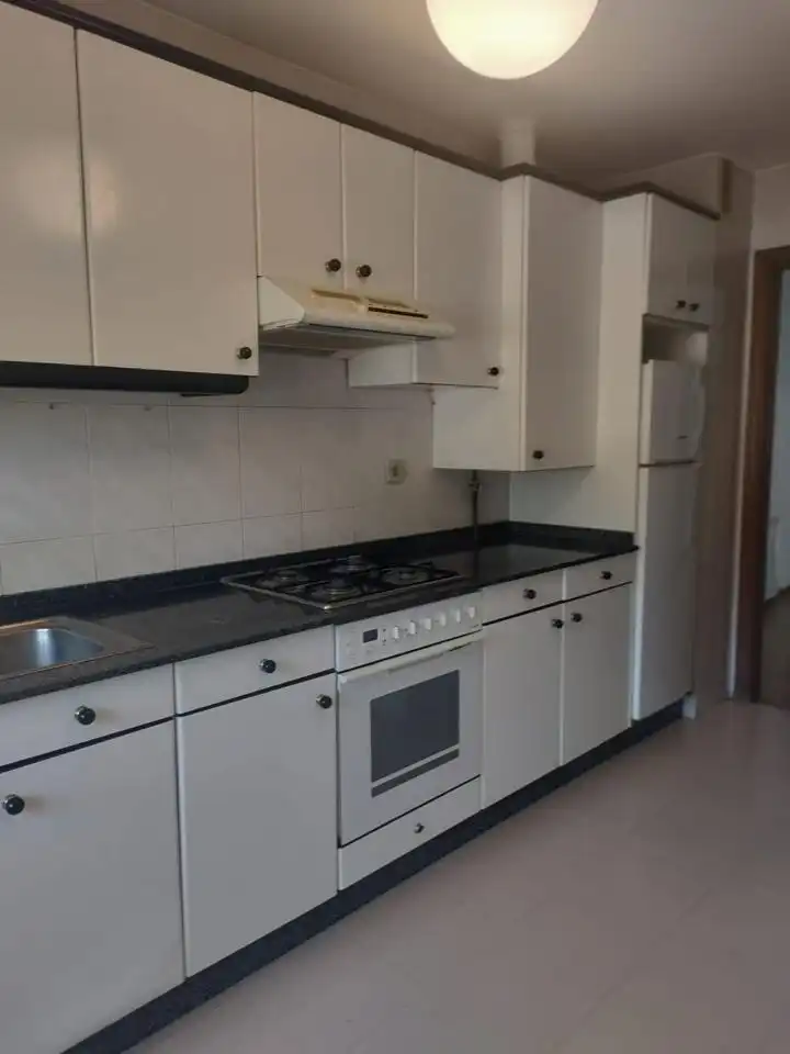 Kitchen of Flat for rent in Santiago de Compostela   with Heating