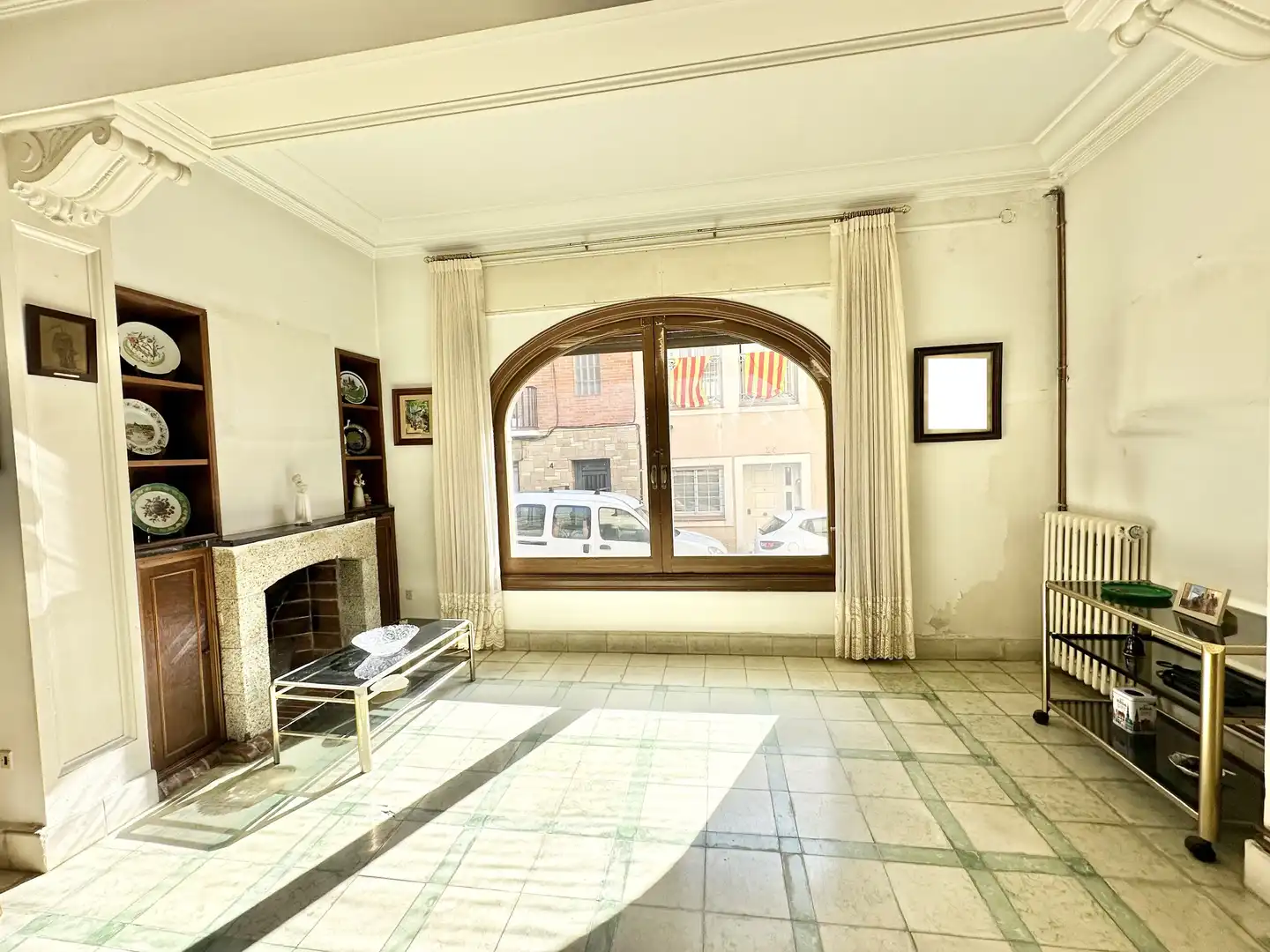Wohnzimmer von Einfamilien-Reihenhaus zum Verkauf in El Masnou mit Heizung, Privatgarten und Terrasse