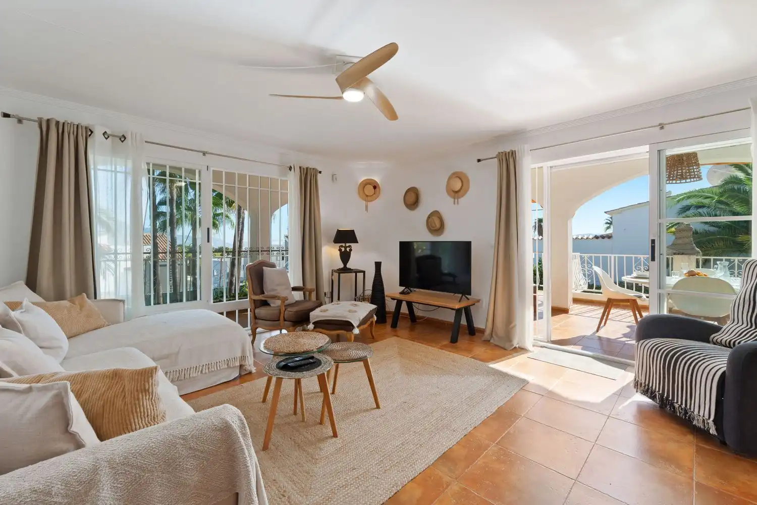 Chalet con piscina en venta en Coloma, imagen 7