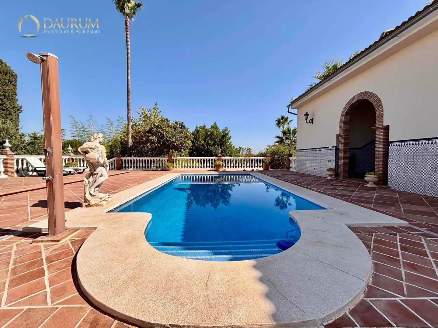 Piscina de Casa o chalet en venta en Alhaurín de la Torre con Aire acondicionado, Terraza y Trastero