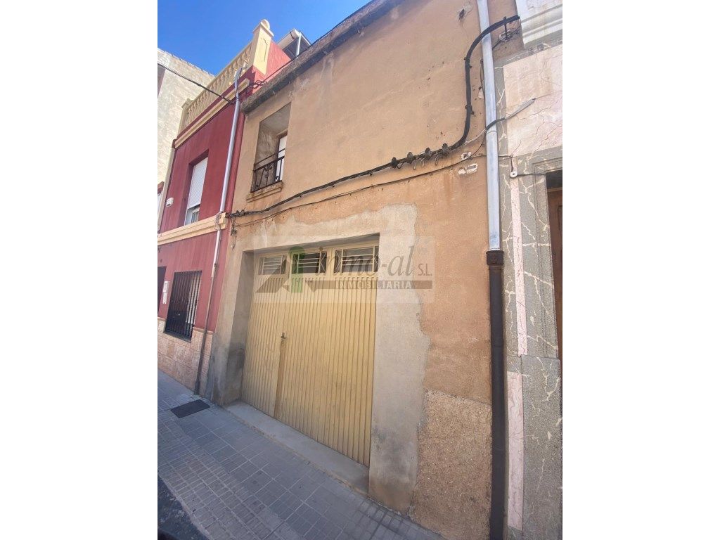 Casa o xalet en venda a Calle Santa Cruz, 43, Centro  , Almazora / Almassora