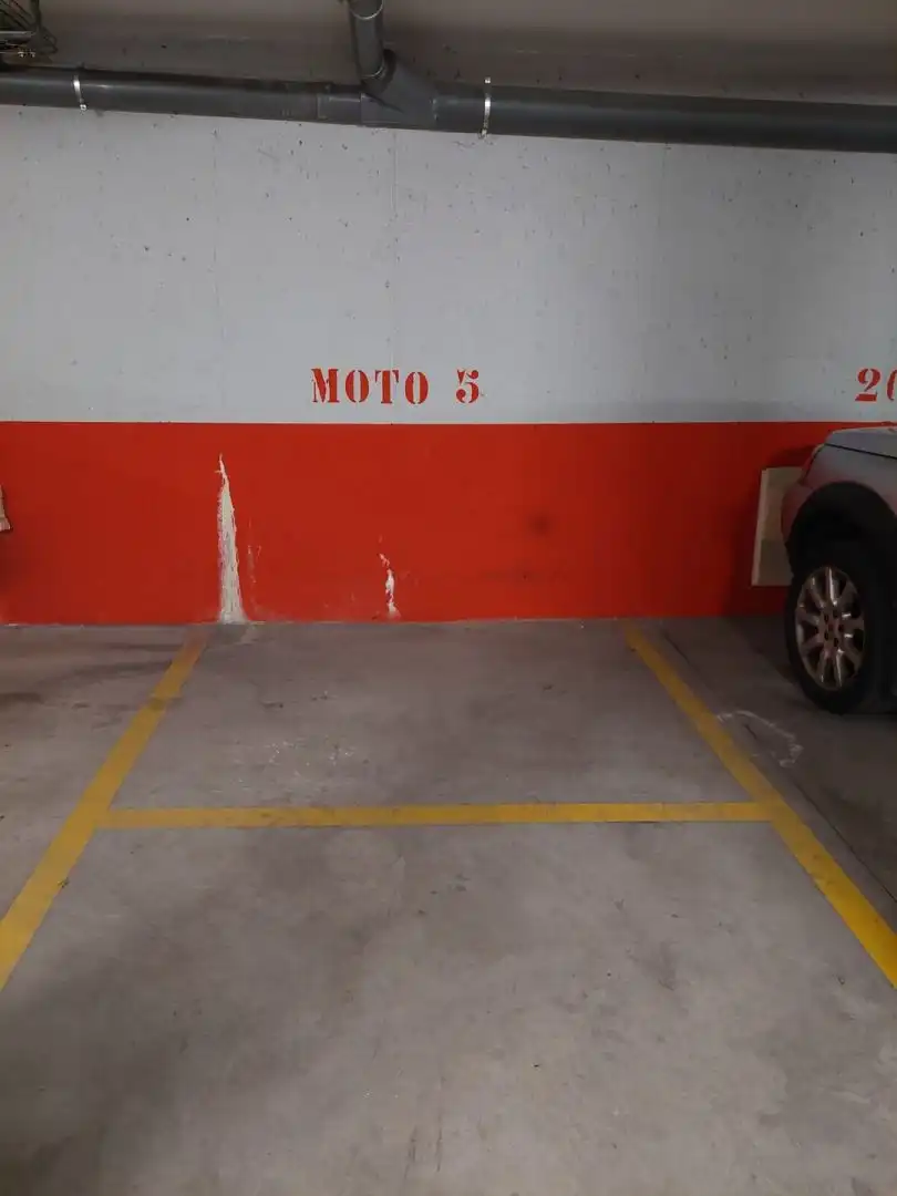 Individual en alquiler en Calle MEMBRILLOS 2, imagen 3