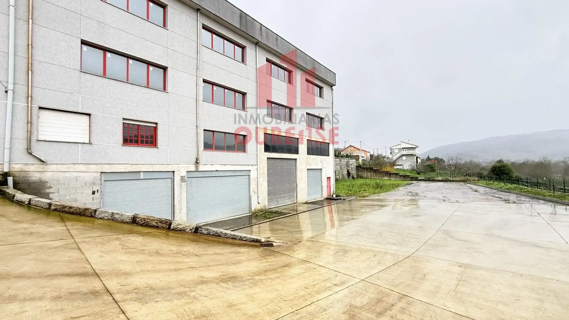 Außenansicht von Fabrikhallen zur Miete in Ourense Capital 