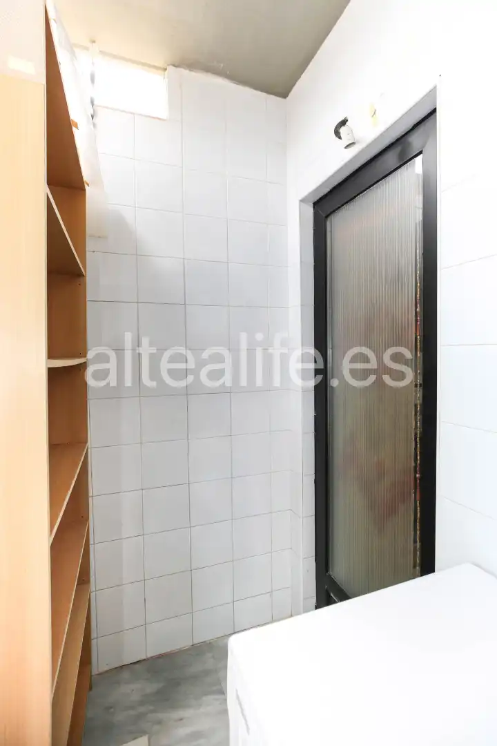 Bathroom of Apartments for sale in Villajoyosa / La Vila Joiosa  with Air Conditioner, Heating and Terrace