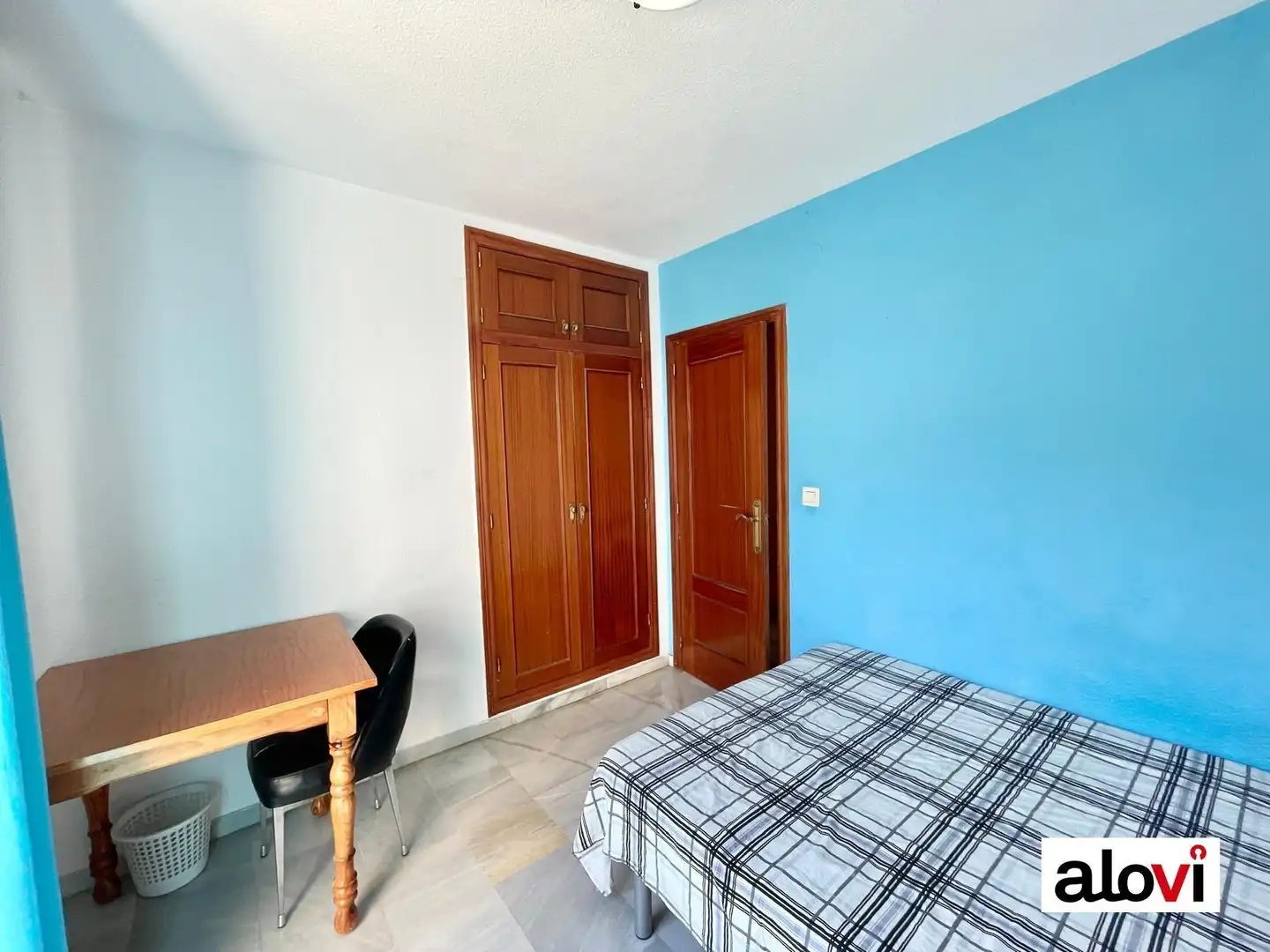 Schlafzimmer von Wohnung zur untervermieten in Granada mit Möbliert