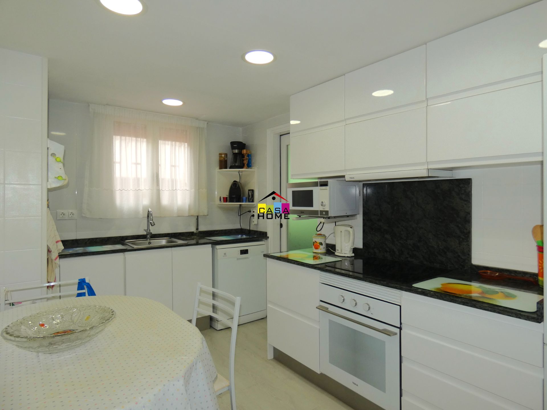 Kitchen of Flat for sale in Almazora / Almassora  with Air Conditioner and Furnished